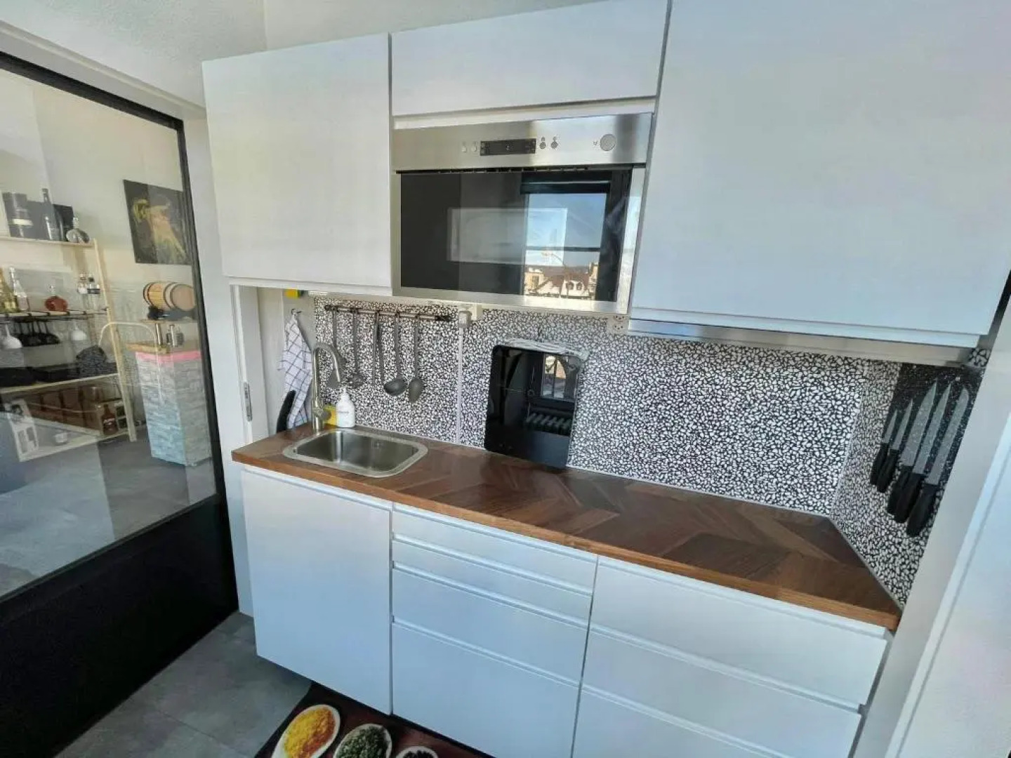 The 5 Continents - All 3 floors by Stay Swiss