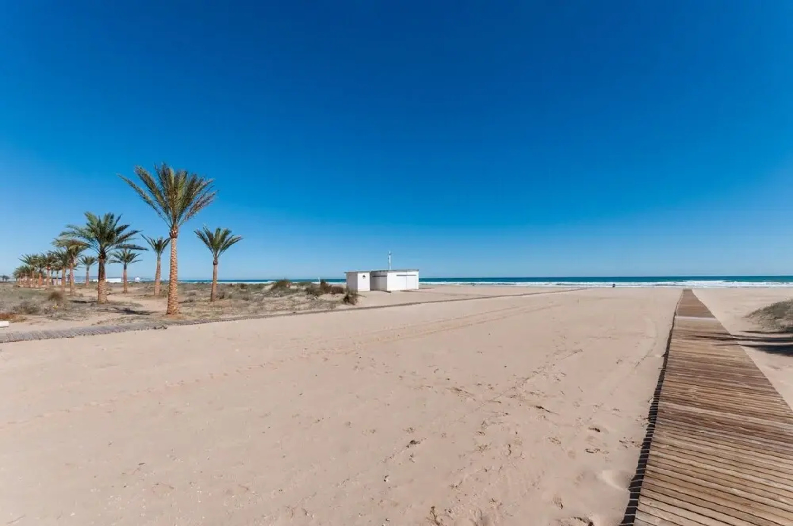 Alejandrita - Apartment With Shared Pool in Playa De Gandia