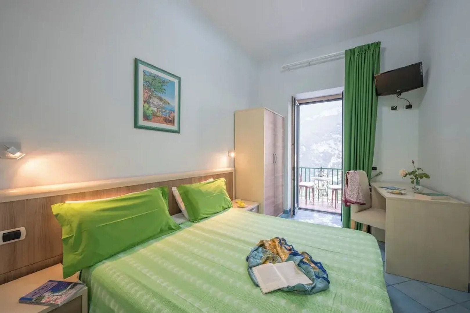 Dint' a Torre Bed & Breakfast