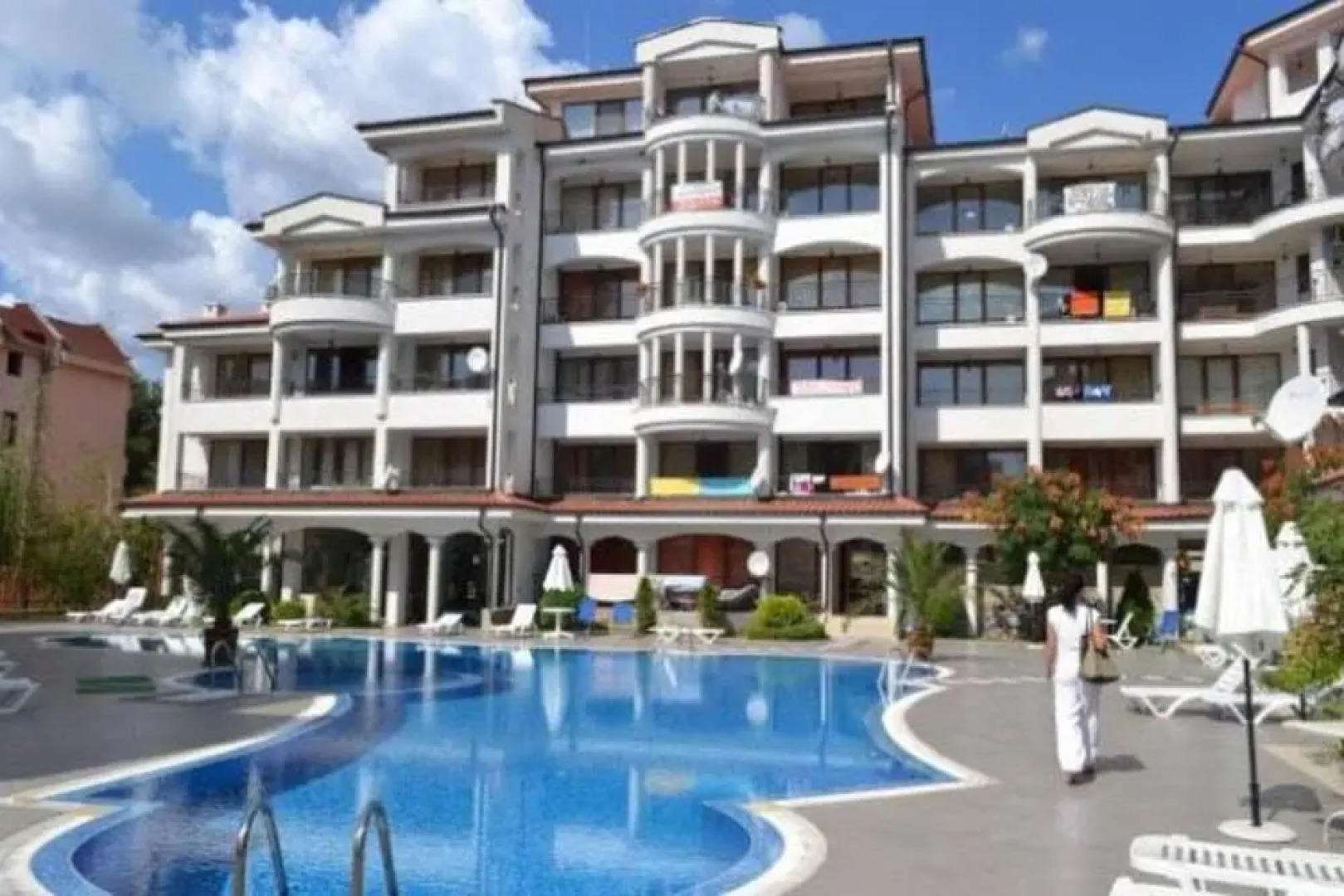 Apartment in Chateau Del Marina Apart Complex