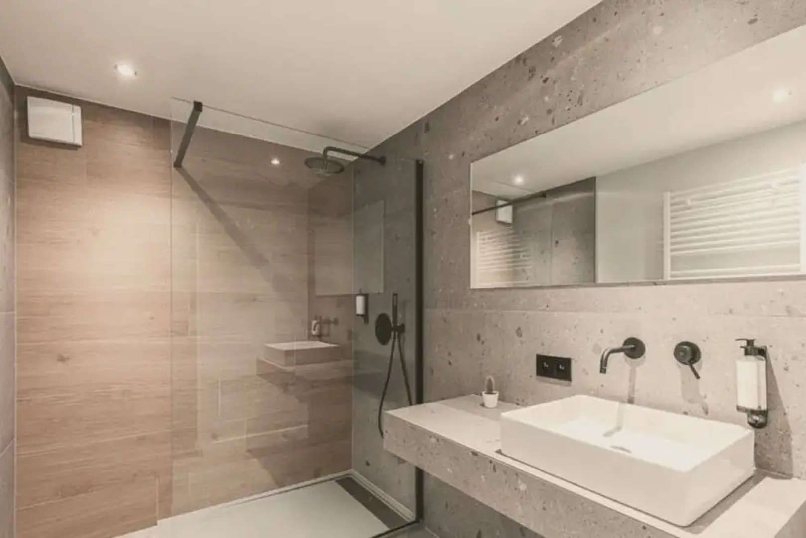 Castle Farmhouse in Condroz With Heated Pool