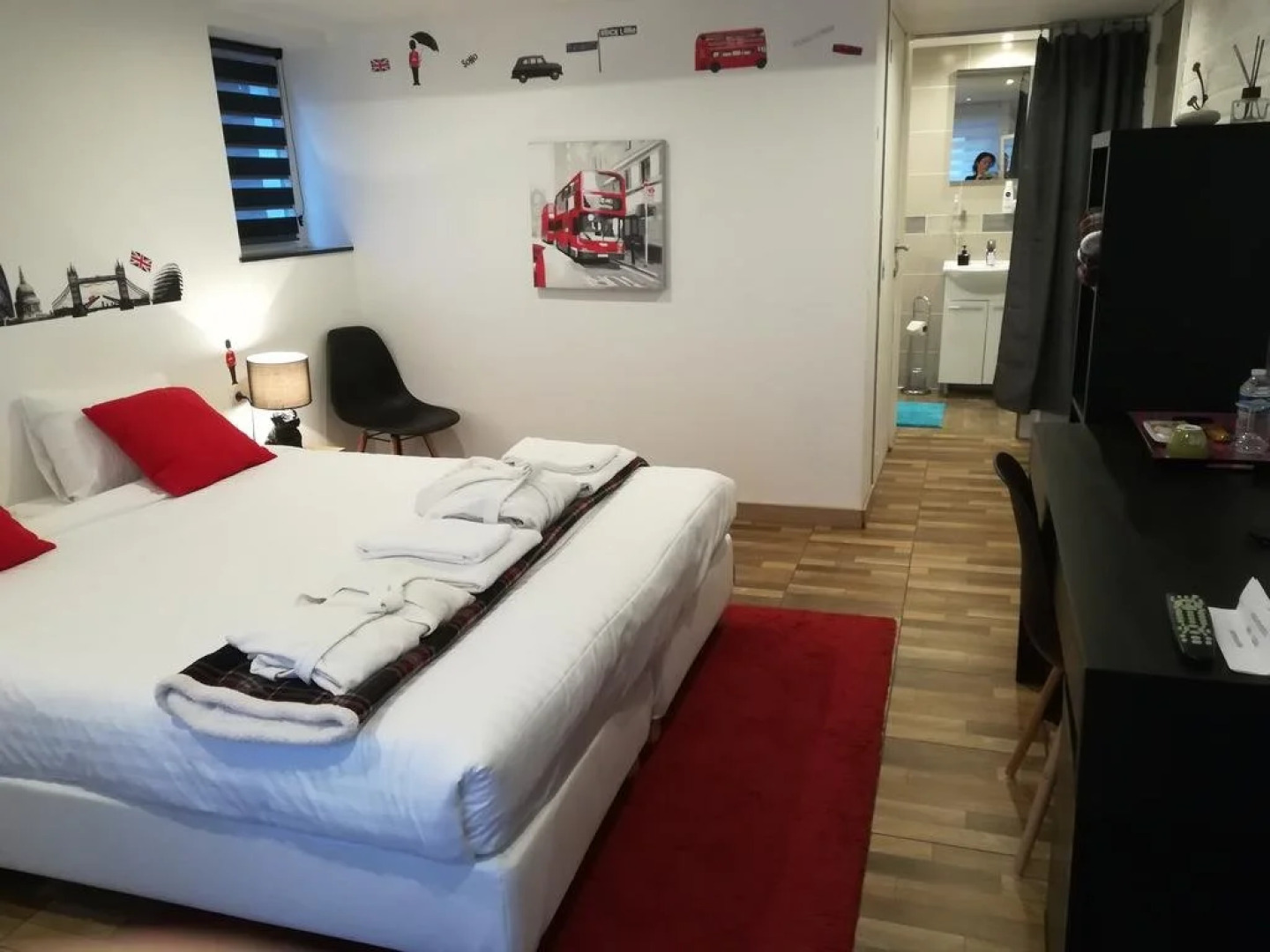 Bed  Breakfast les Sont dAilleurs