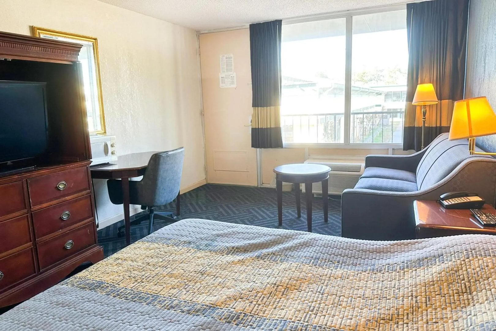 Super Inn and Suites Milledgeville