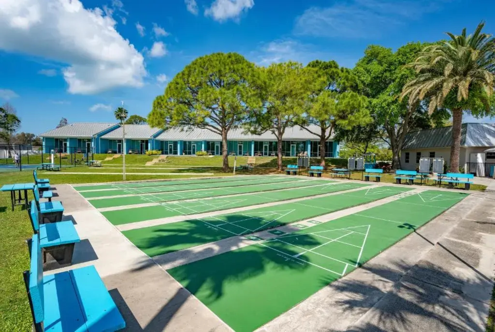 Blue Moon Inn