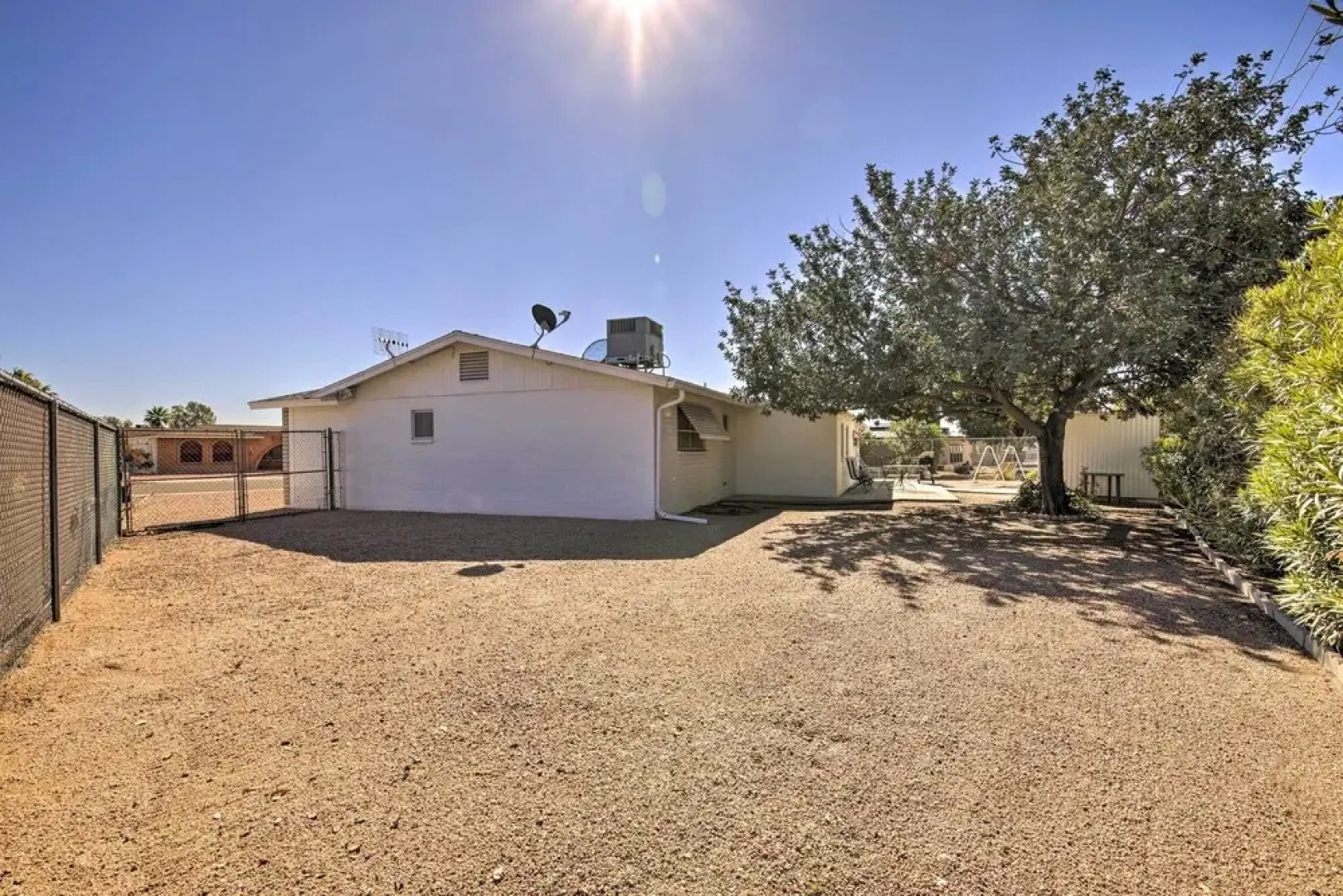 Patio & Mtn Views: 55 + Apache Junction Home!