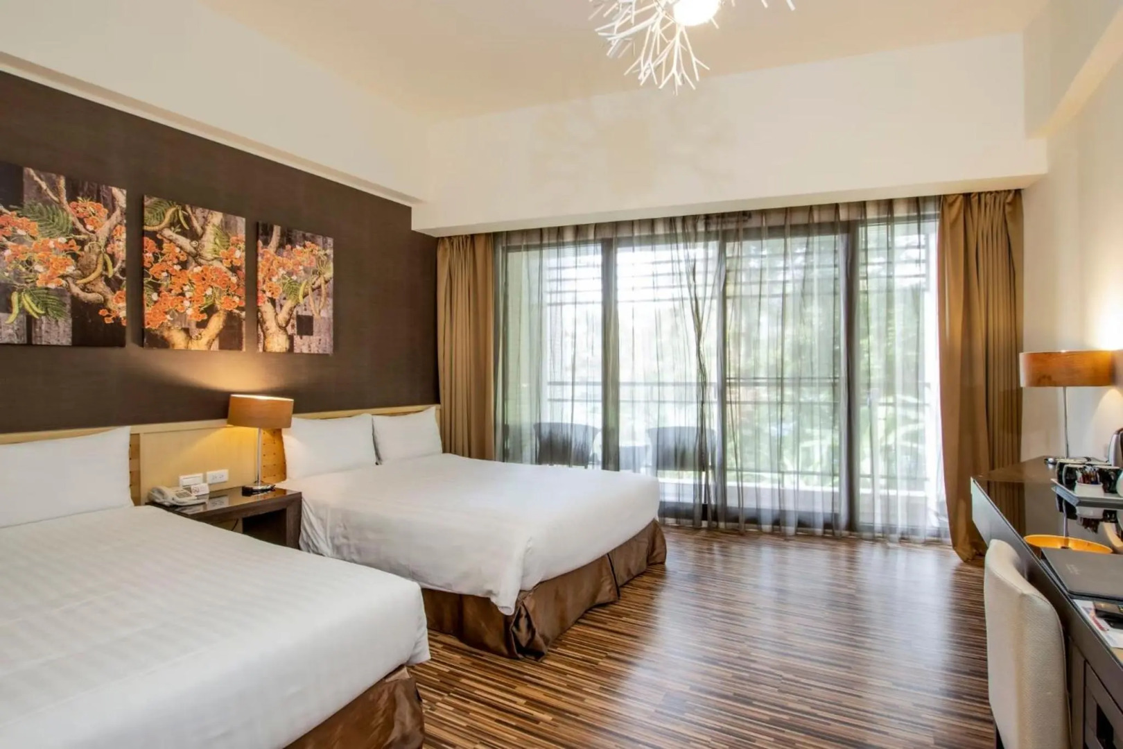 Lealea Garden Hotel Moon