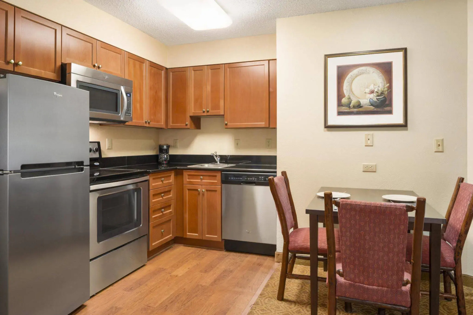 Homewood Suites by Hilton Toledo-Maumee