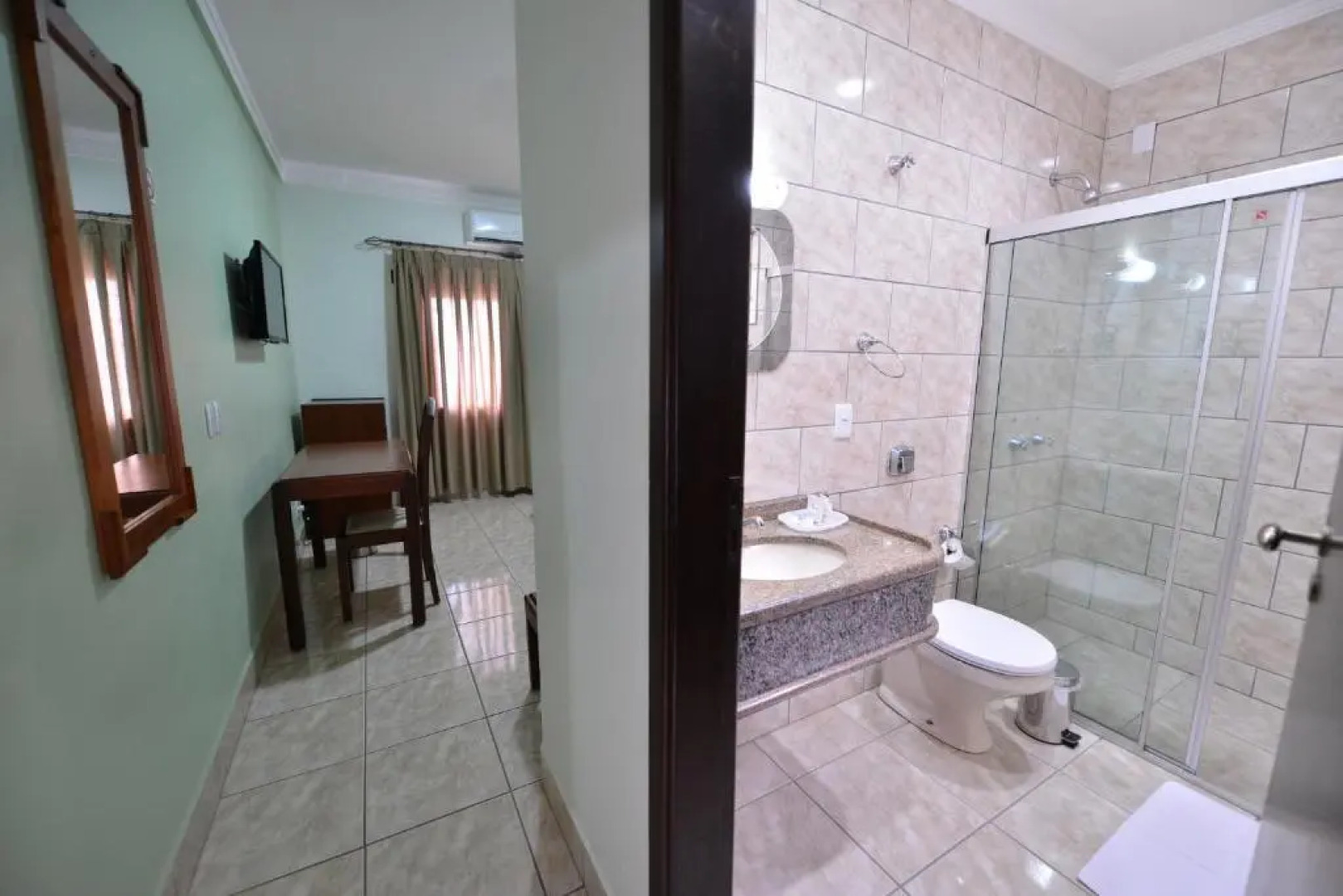 Italian Palace Hotel