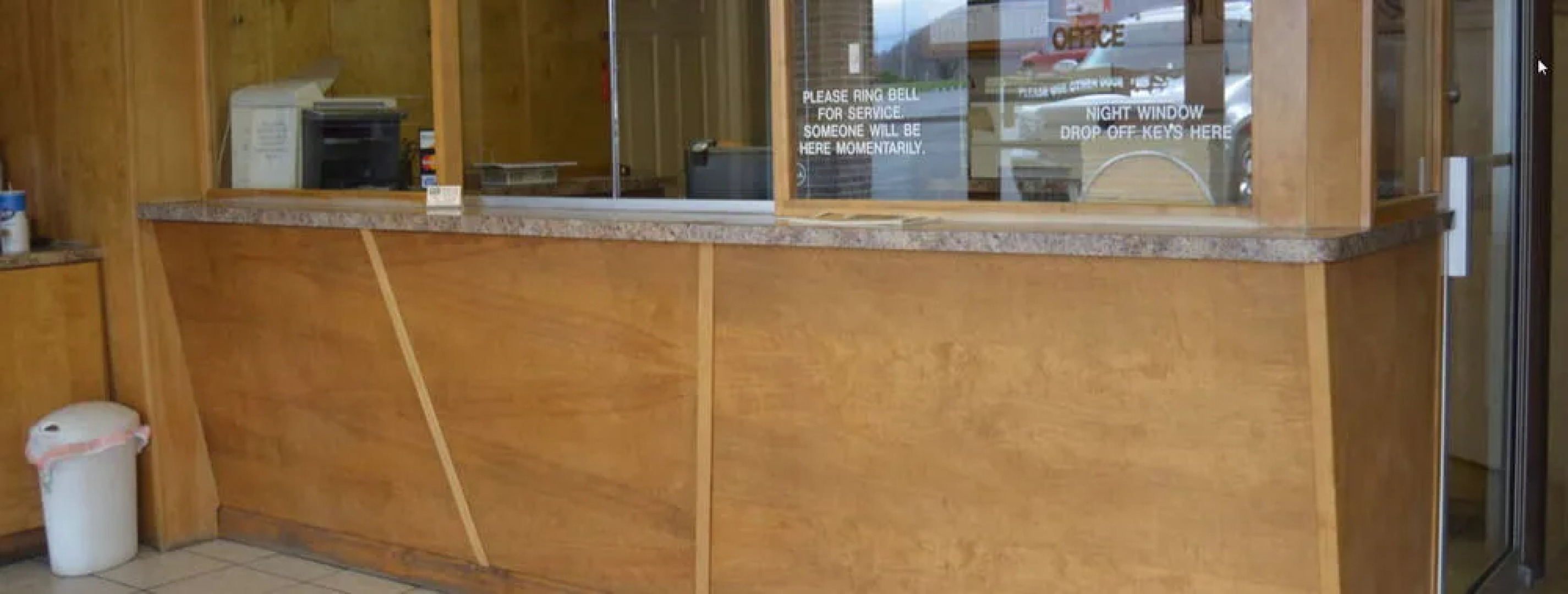 Budget Inn of Claypool Hill