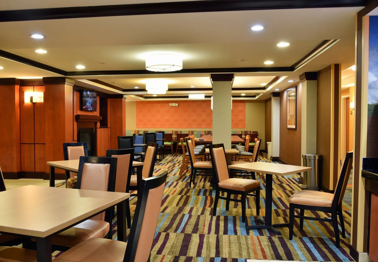 Fairfield Inn & Suites Hartford Airport