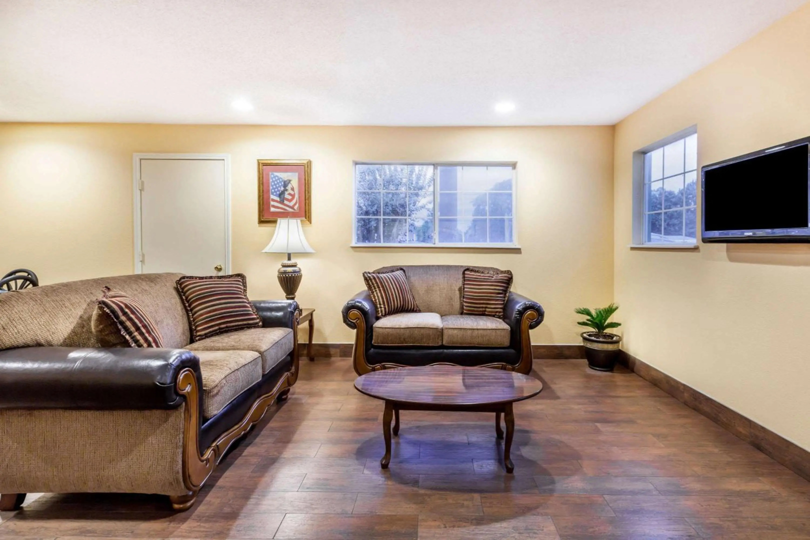 Premier Inn Palestine