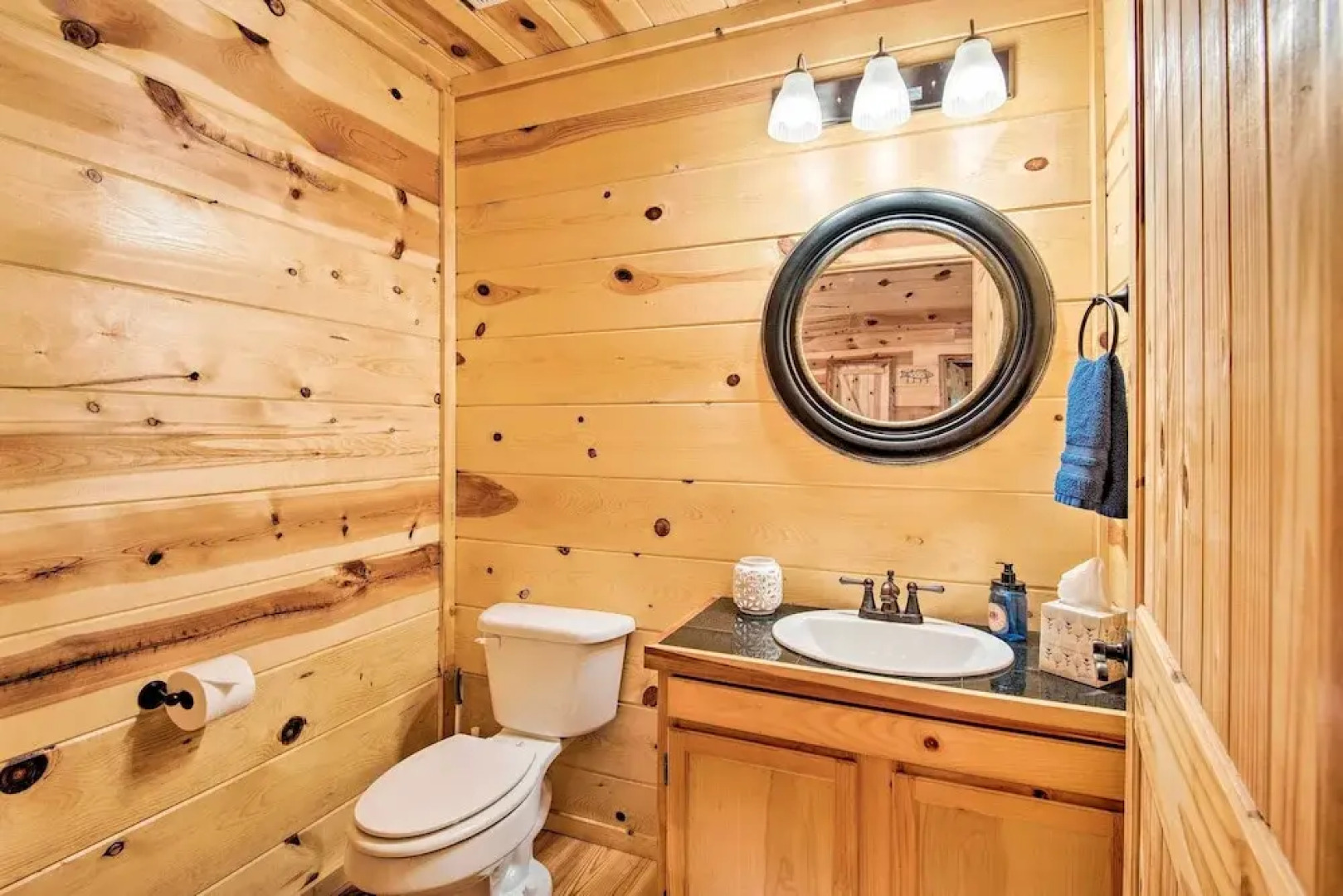 Quiet Mountain Fork River Cabin w/ Water-view Deck