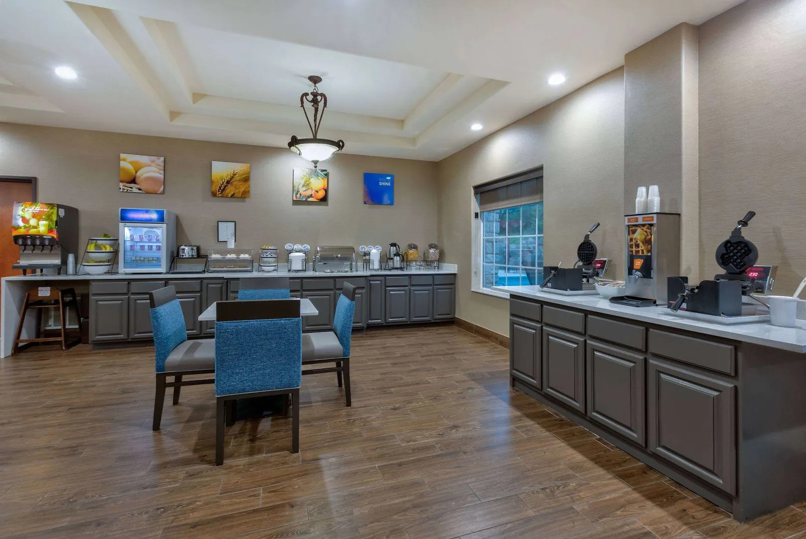 Baymont Inn & Suites by Wyndham Glen Rose