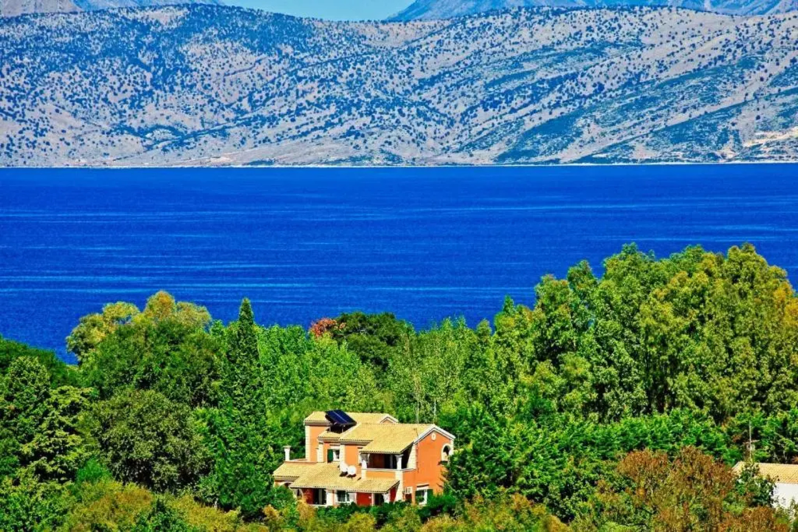 Beach Villa Nancy by MediterraneanVillas