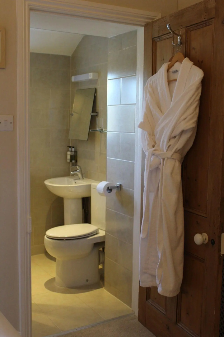 Camelot Guest House