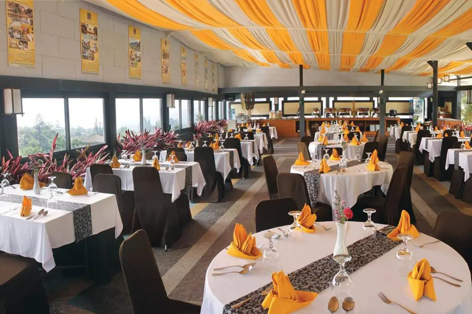 The Jayakarta Inn & Villas Cisarua Mountain Resort