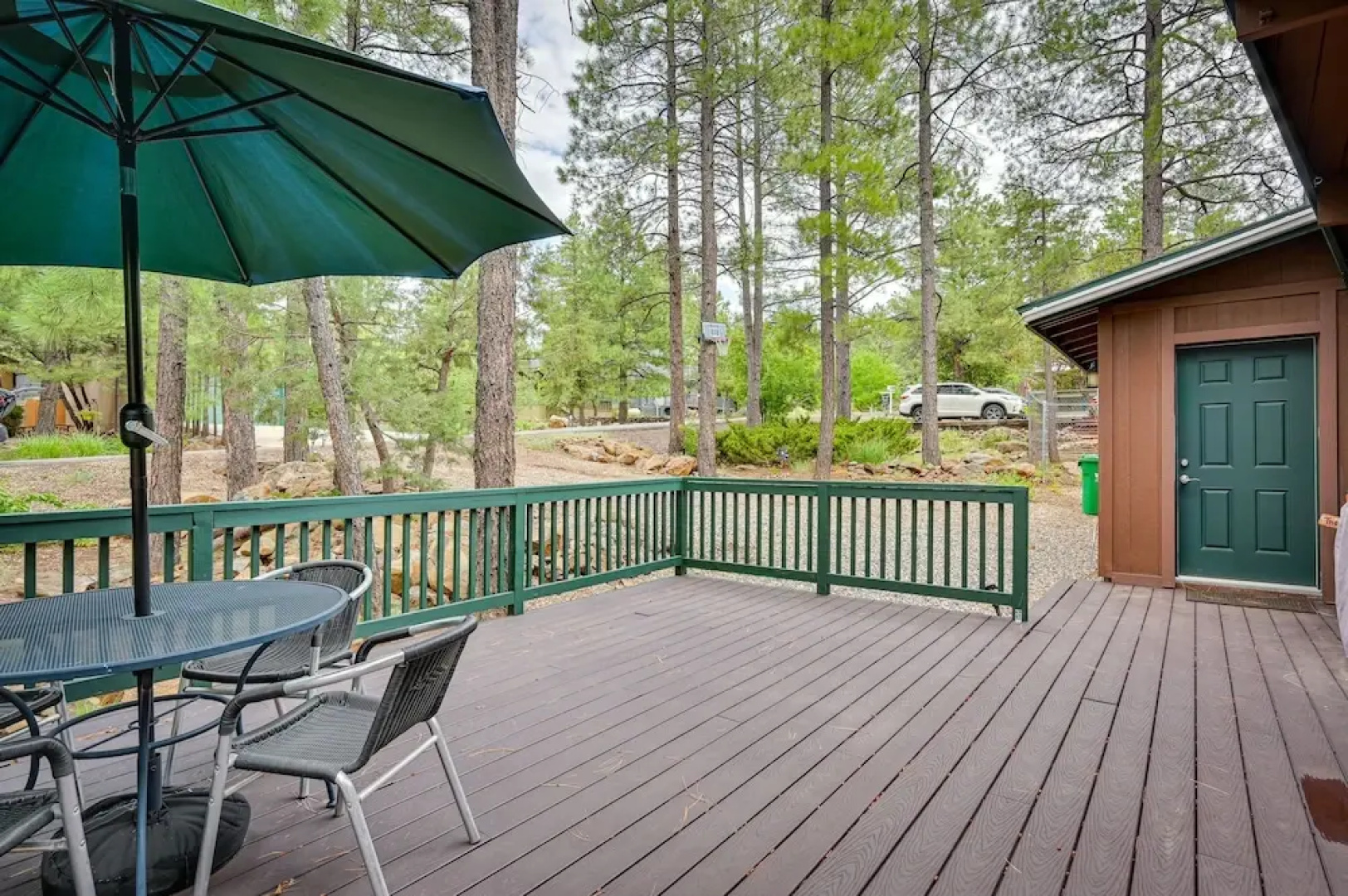 Cozy Munds Park Cabin w/ Fireplace & Deck!