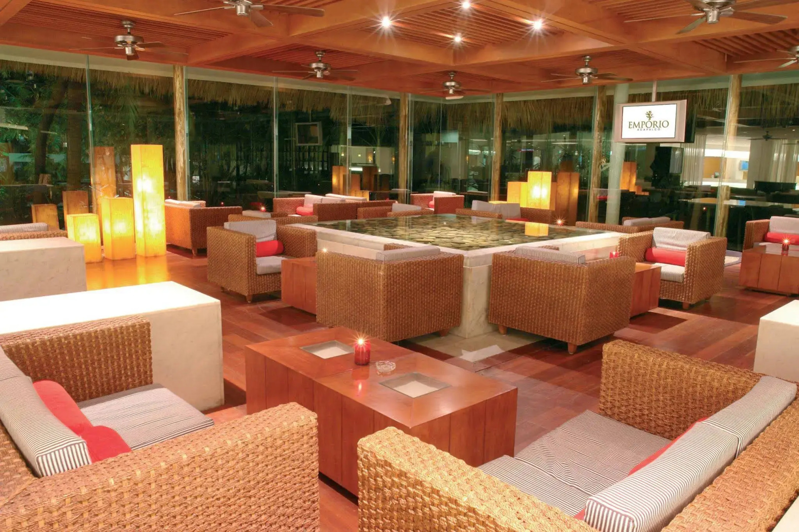 Hotel Emporio Acapulco