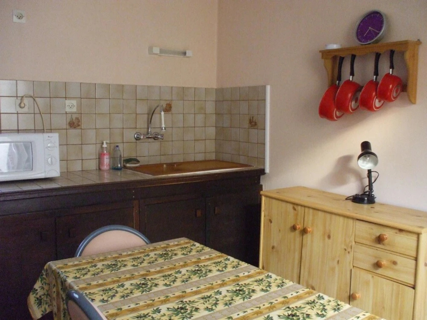 Apartment With one Bedroom in Saint-laurent-des-arbres, With Enclosed