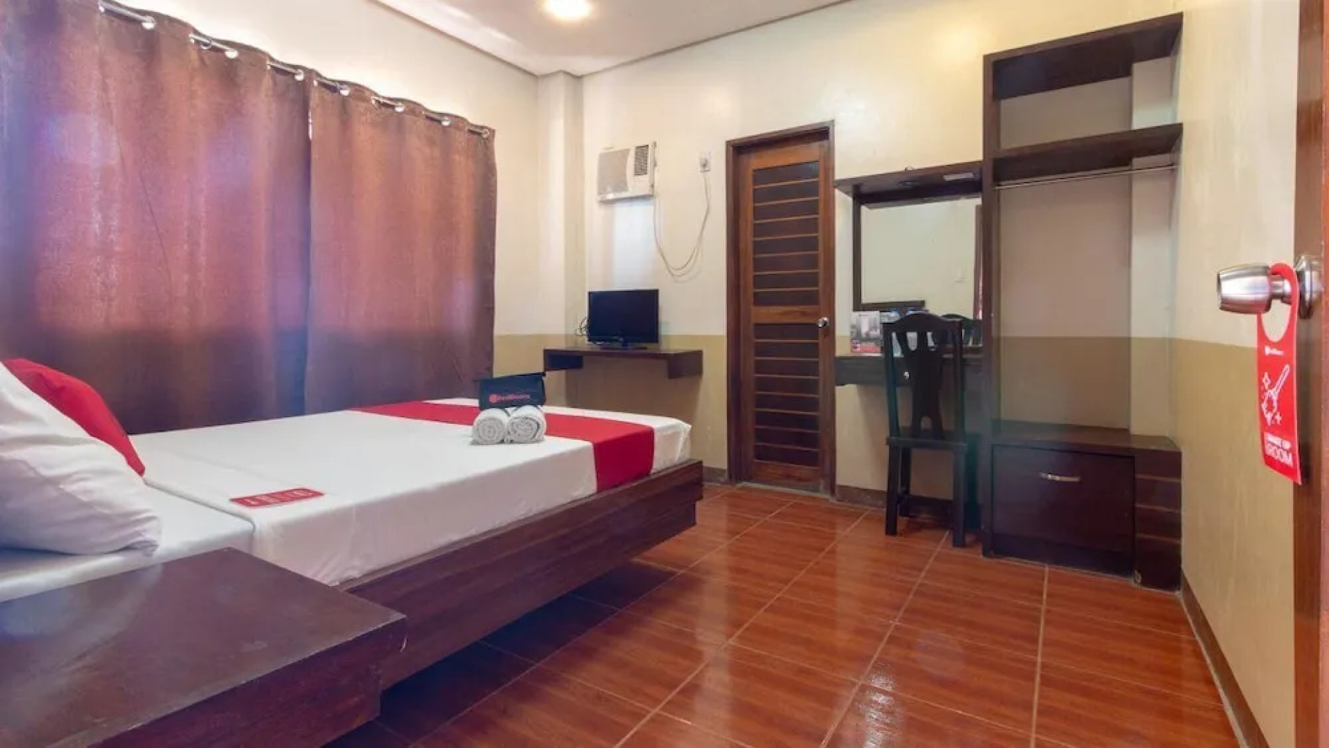 RedDoorz near Manlurip Rotonda Tacloban