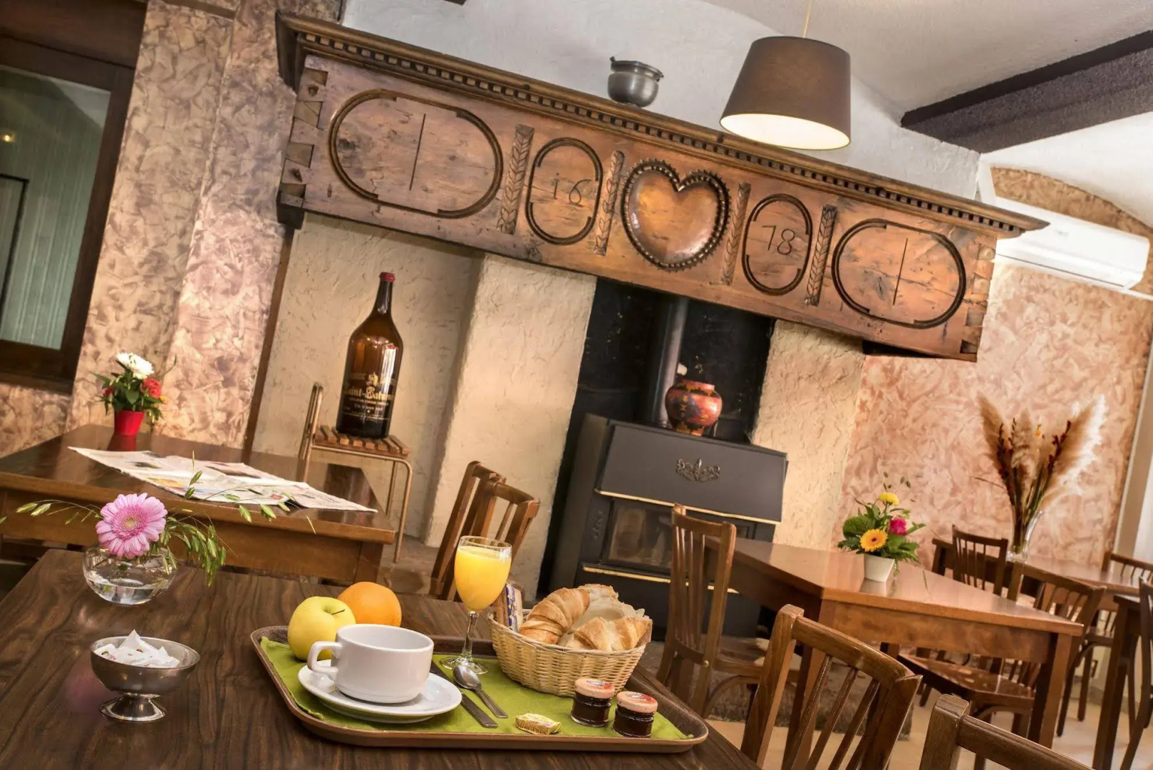 Hotel Du Commerce logis de france