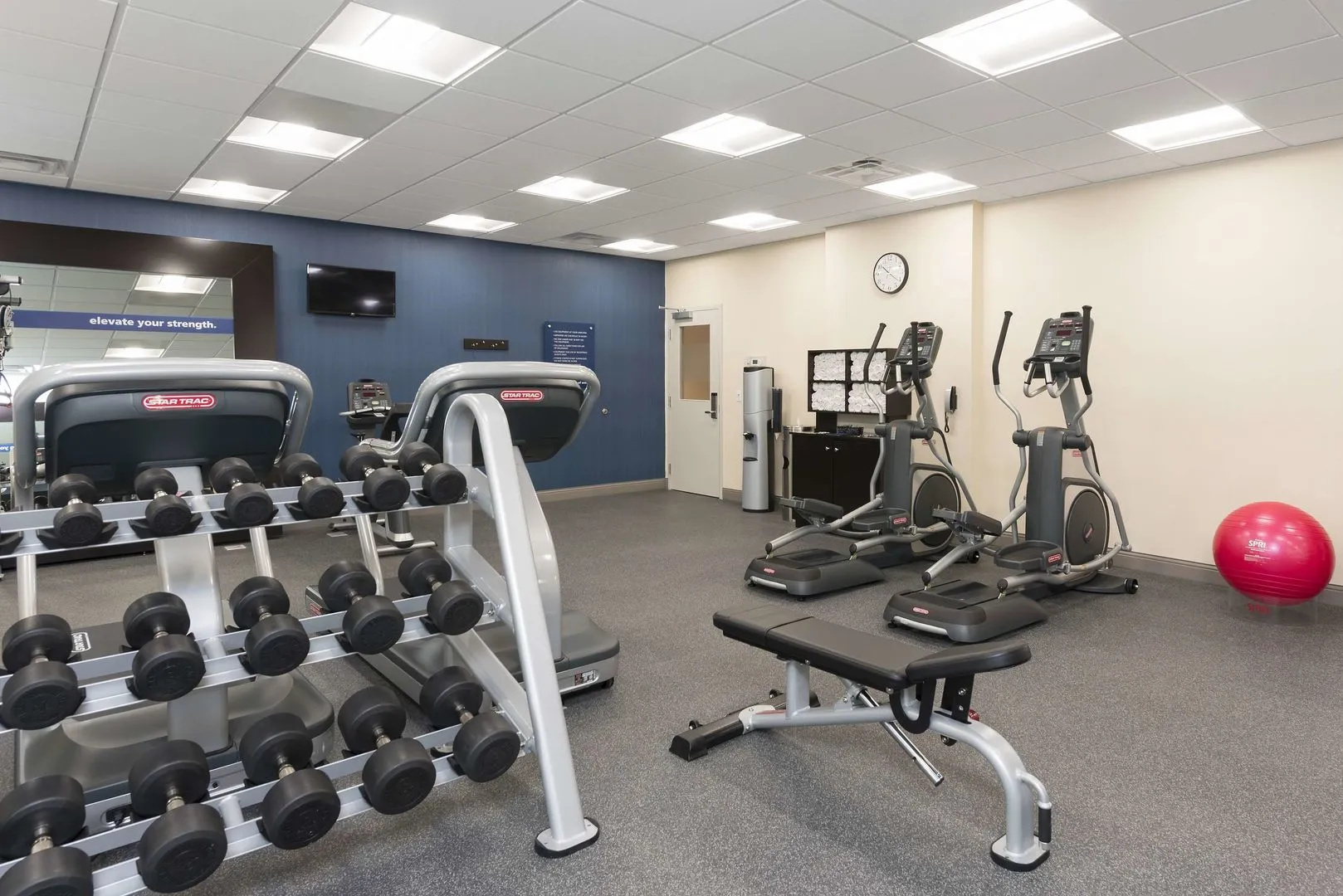 Hampton Inn & Suites Chicago Schaumburg