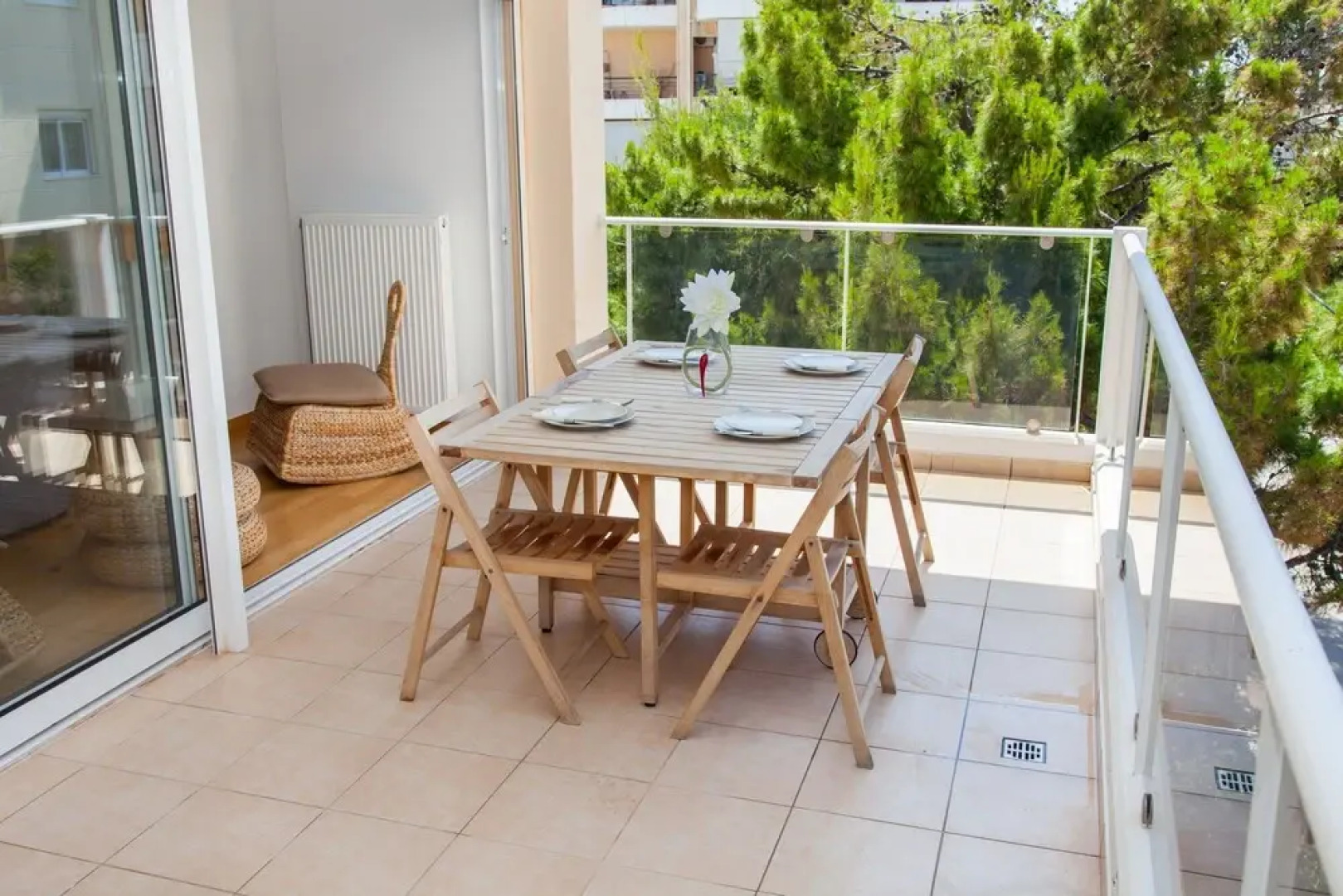 Lovely Apartment in Rafina