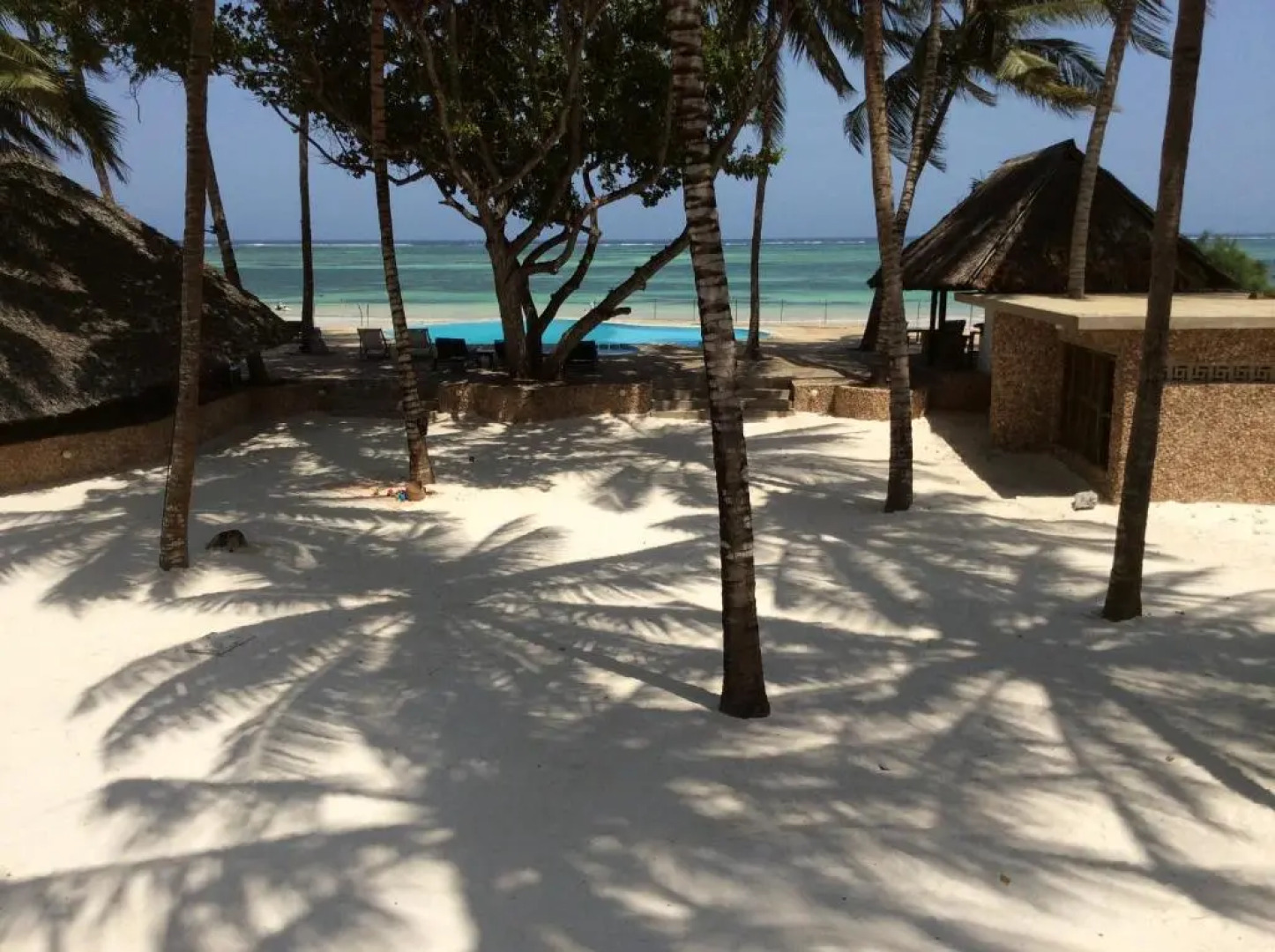 Kusini Beach Cottages