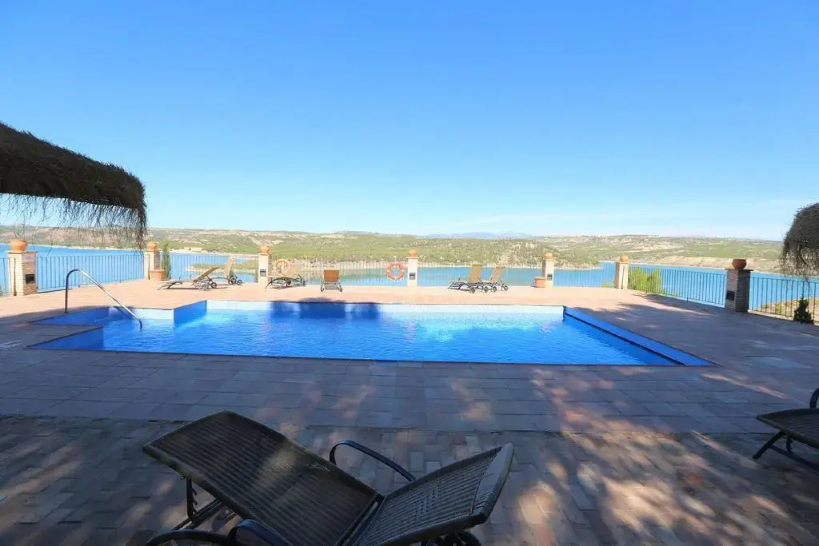 Balneario De Zujar