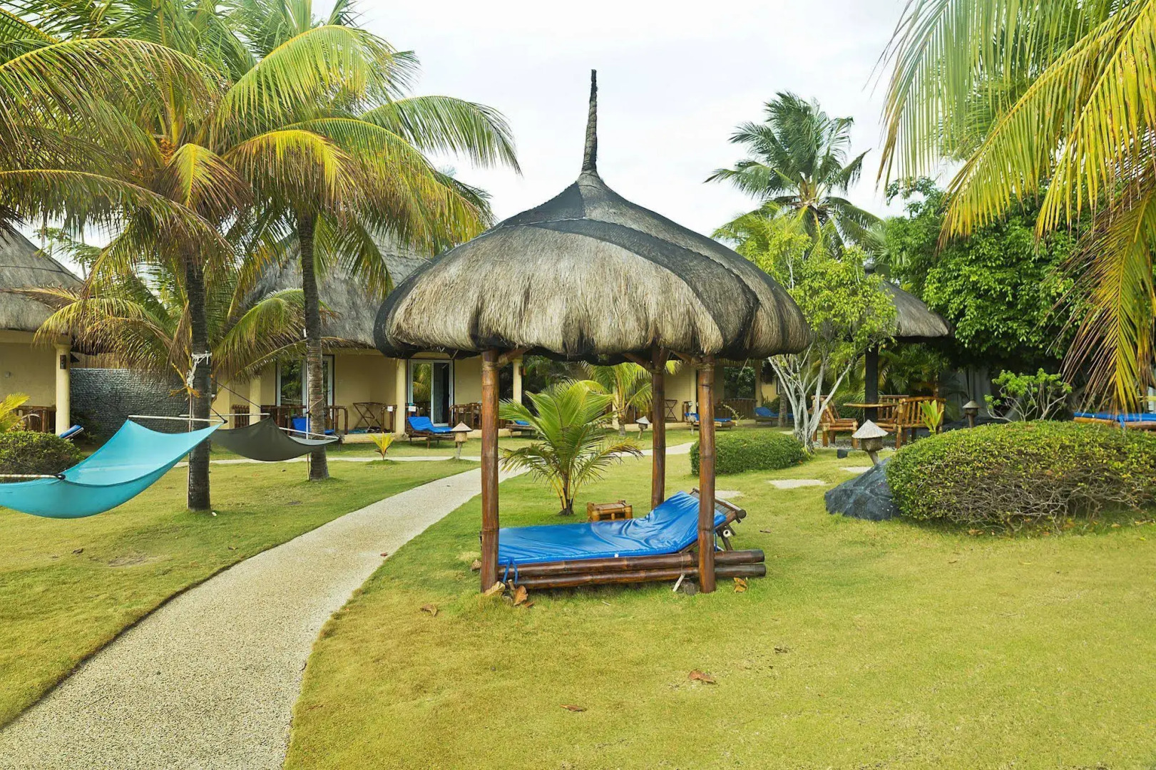 Thalatta Resort