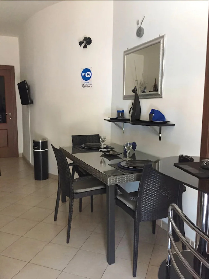 Blu House Bed & Breakfast