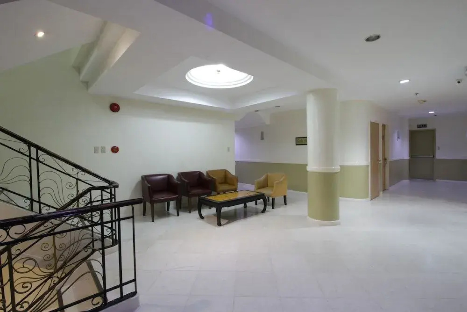 EON Centennial Plaza Hotel