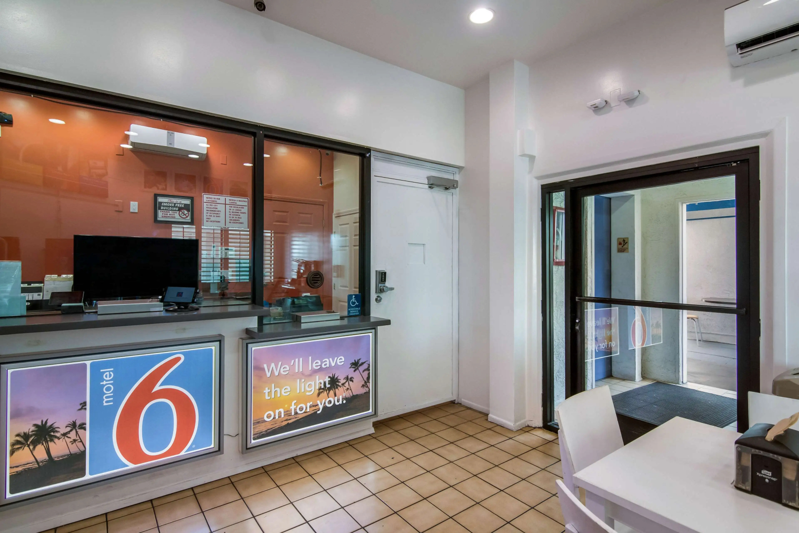 Motel 6 Monterey Park, CA