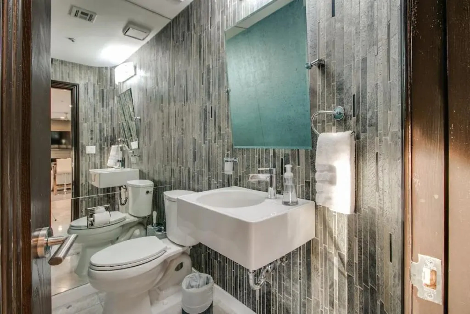 Stunning Private & Modern N. Scottsdale Estate!