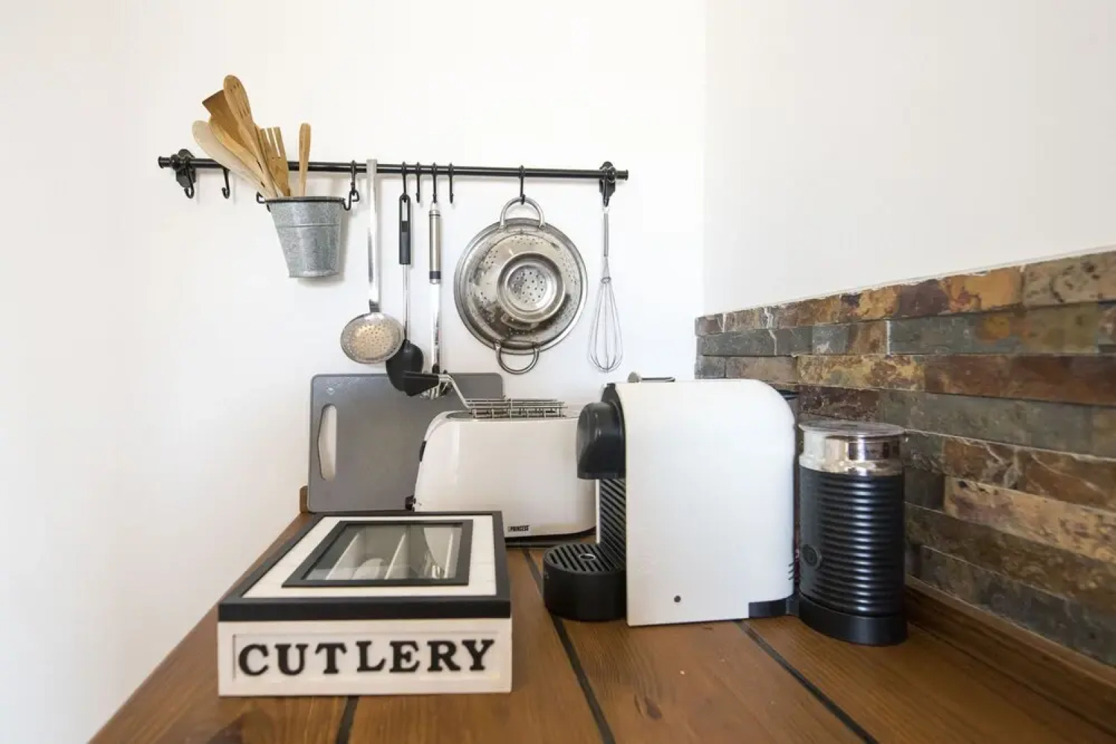 PM78 Boutique Apartments