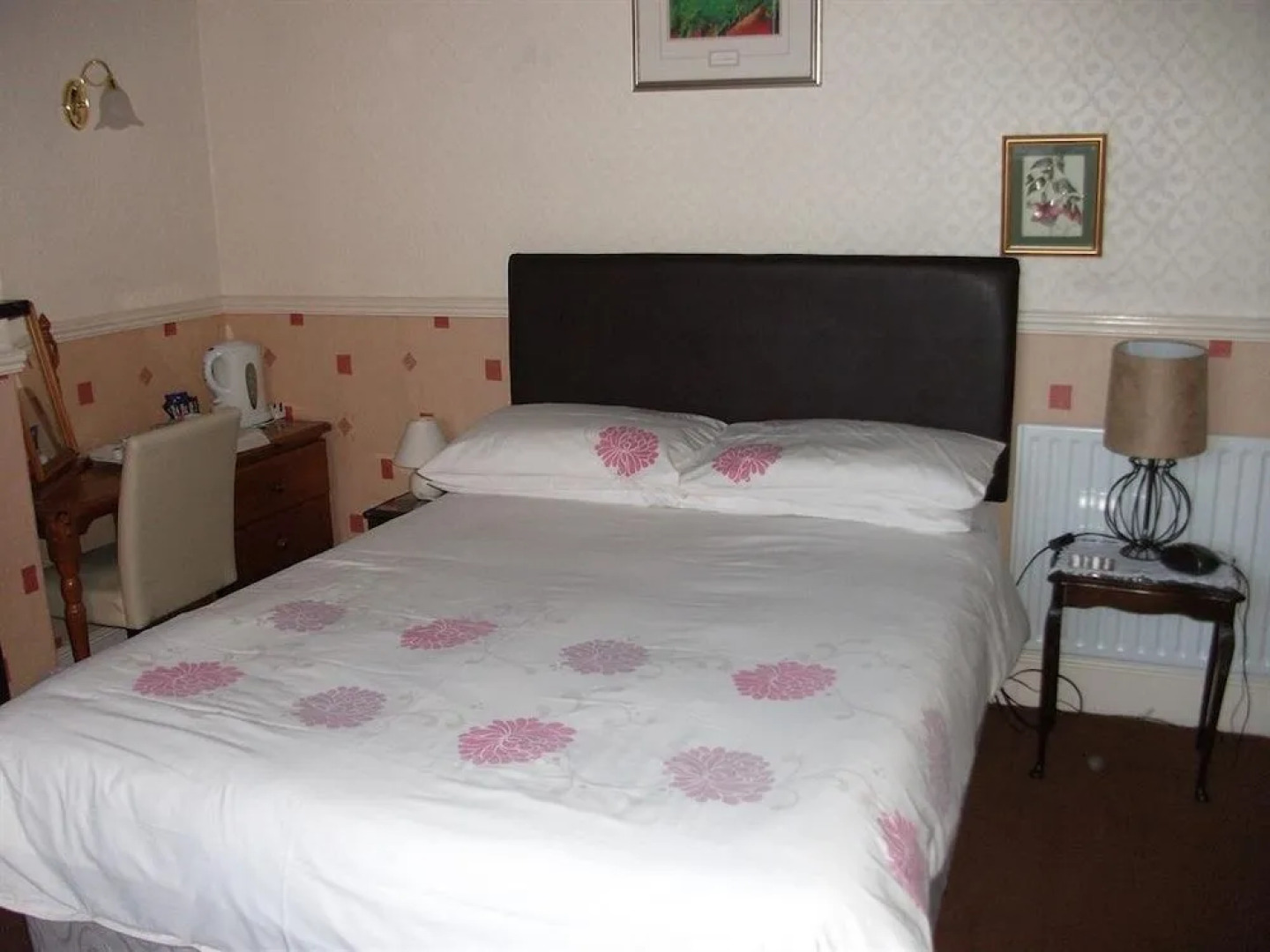 Townhouse Bed & Breakfast