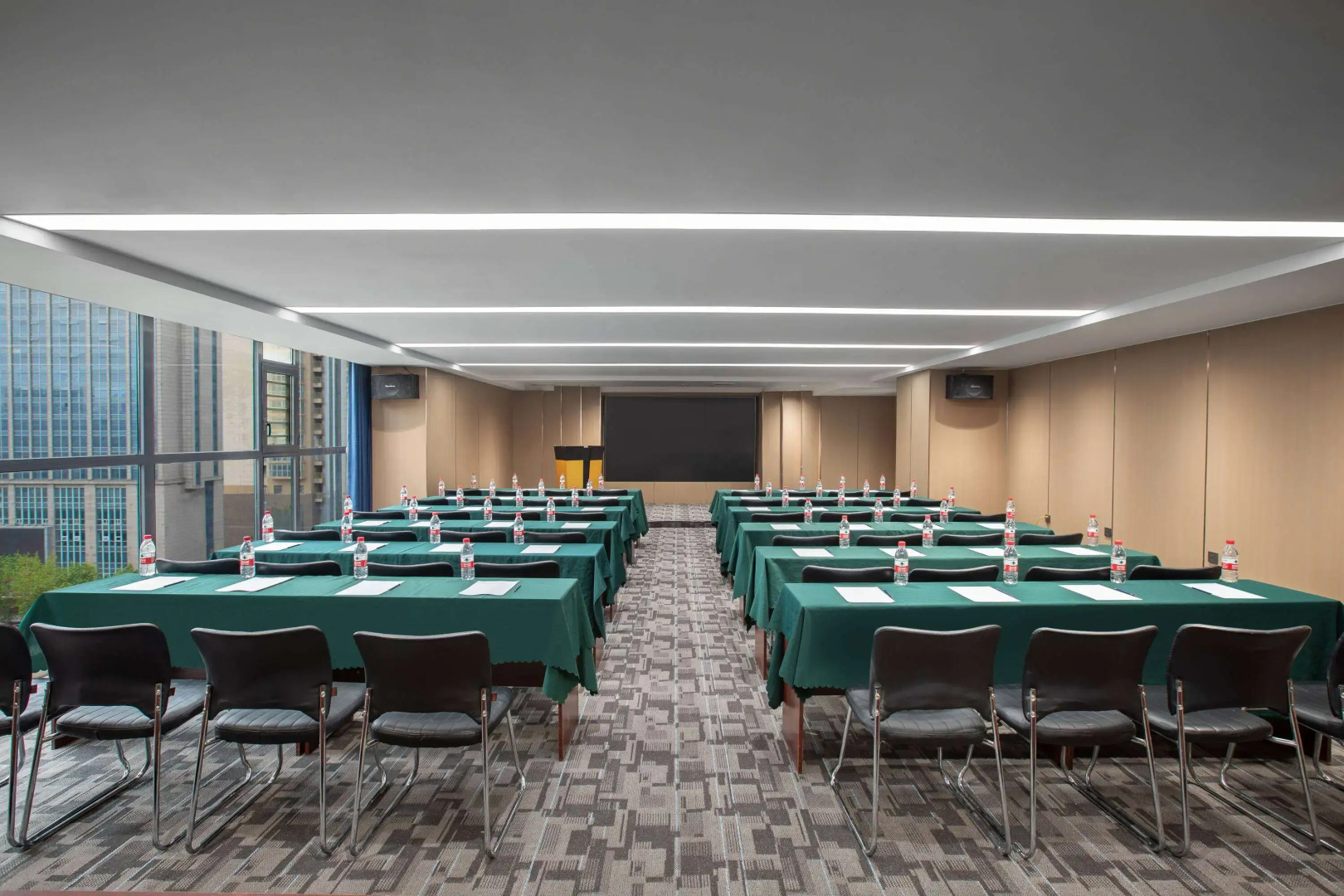 Microtel By Wyndham Handan New Century