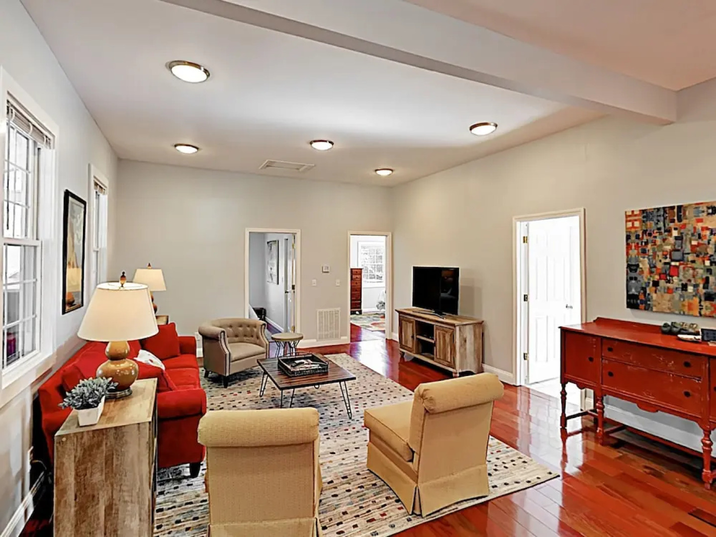 7 3rd Street Home 2 Bedrooms 2 Bathrooms Home