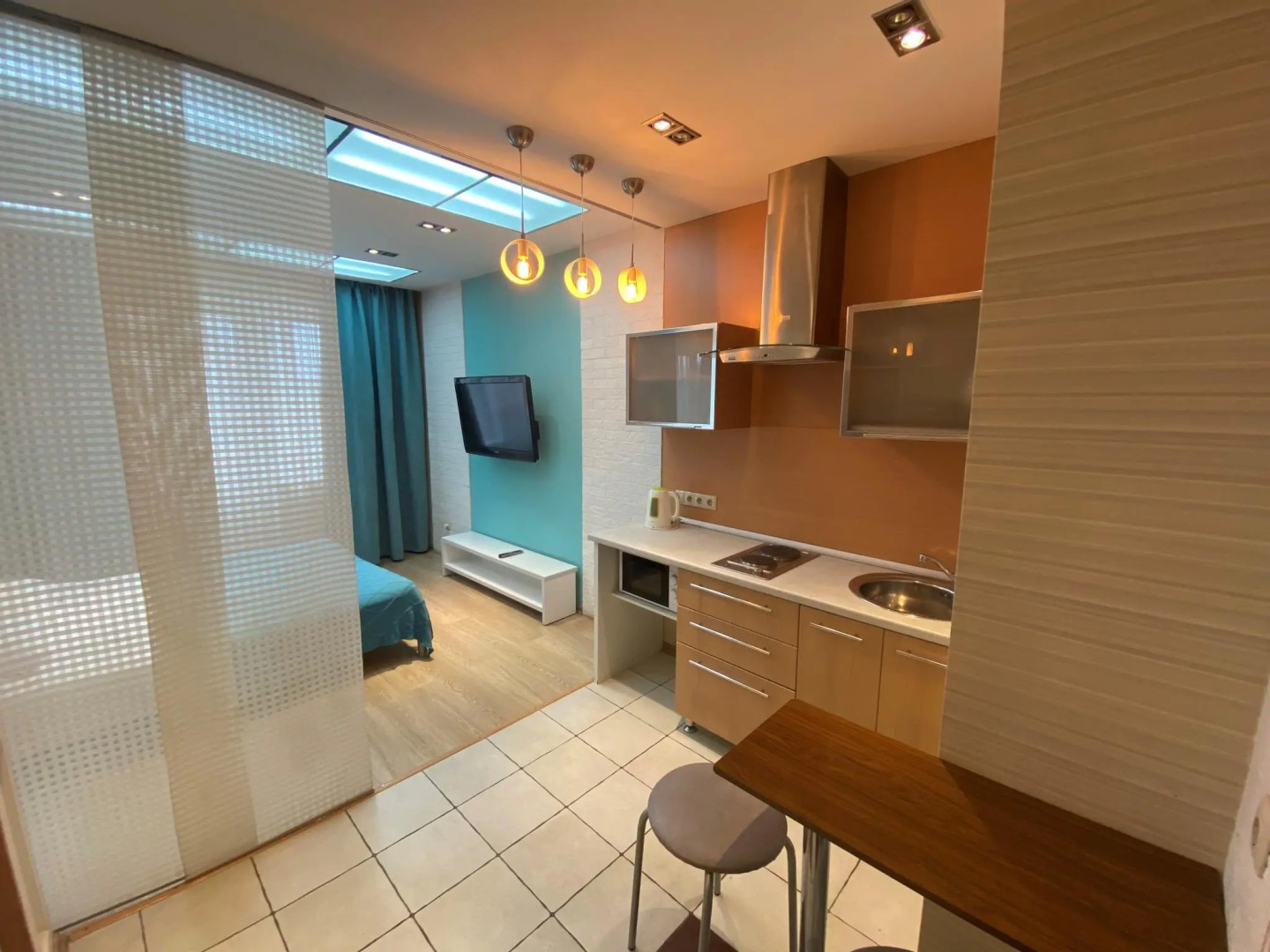 Баринн на проспекте Обводный канал 76