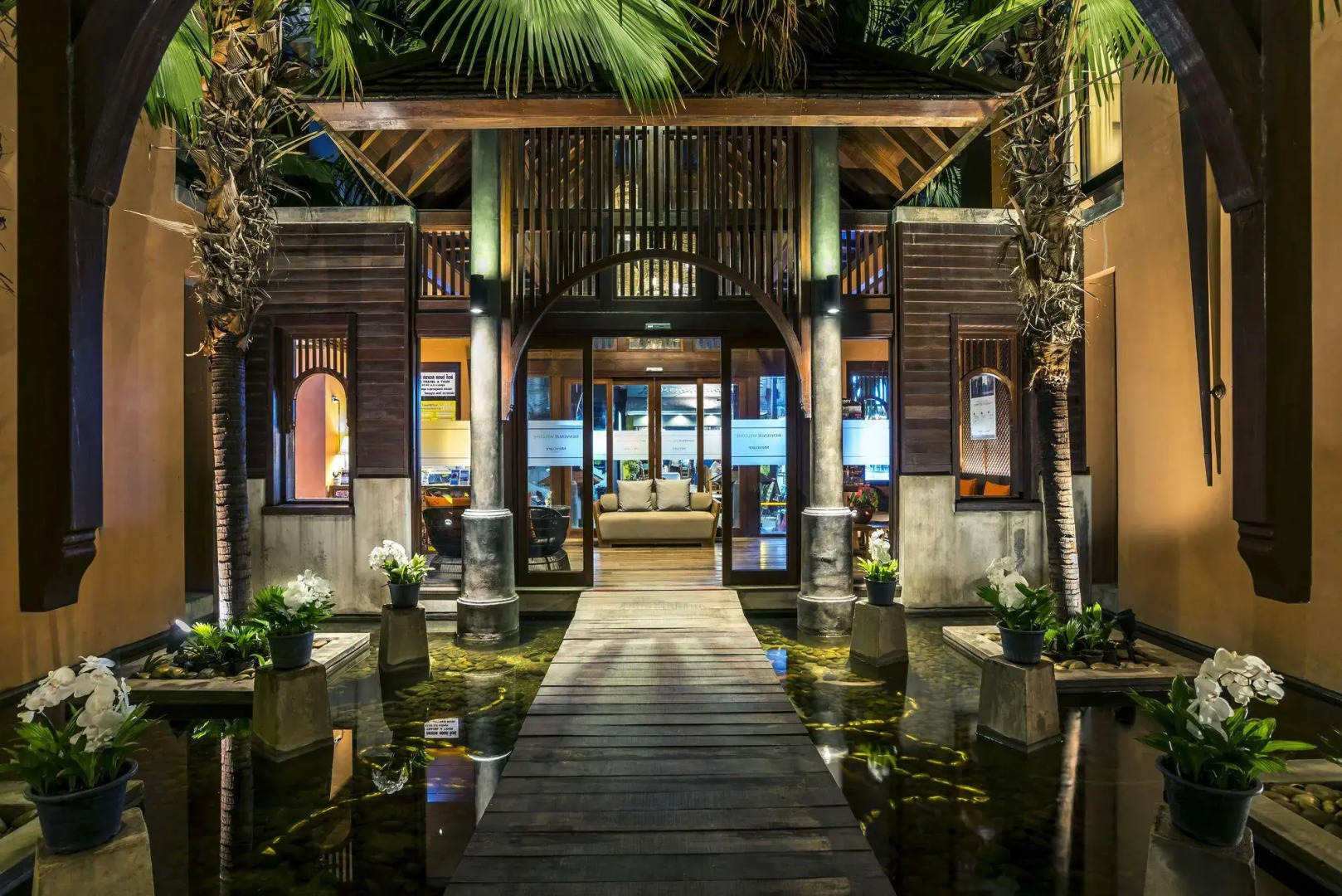 Отель Mercure Samui Chaweng Tana