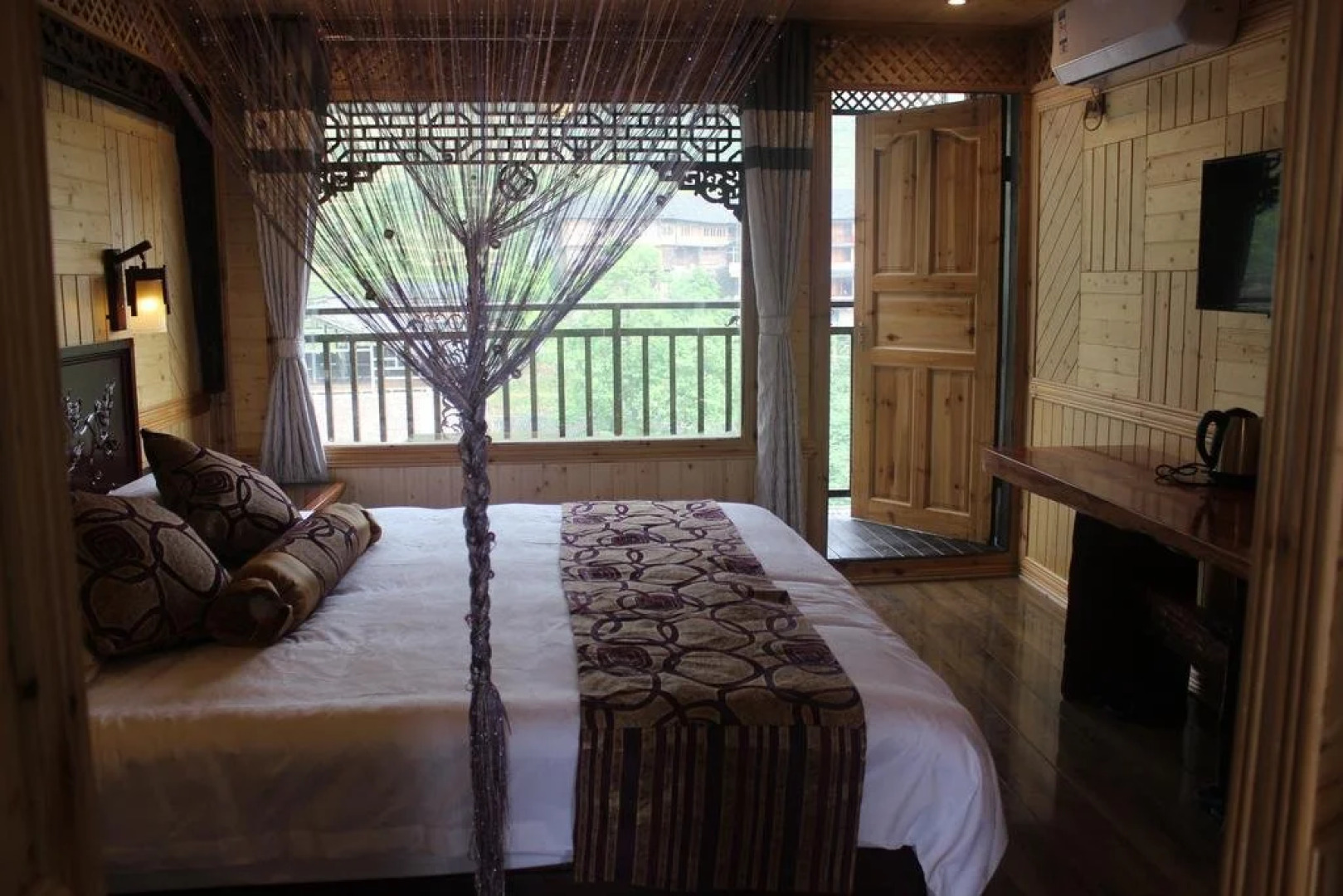 LongShenglongji Hotel