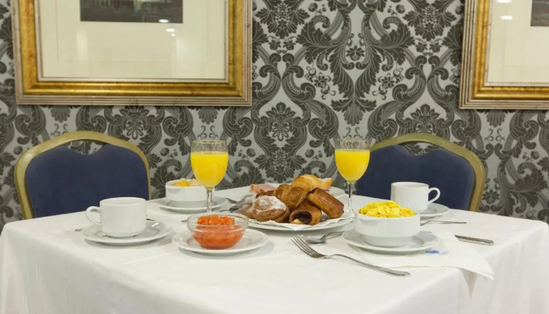 Hotel Porcel Alixares