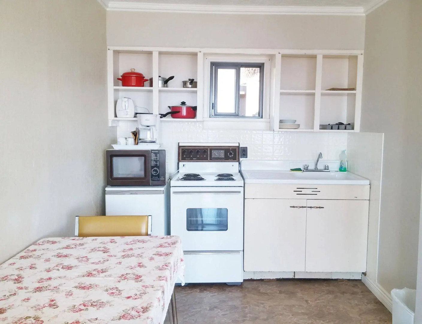 Westview Centre Motel Ltd.