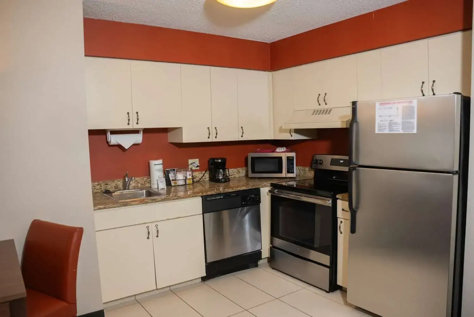 Hawthorn Suites BY Wyndham Erie
