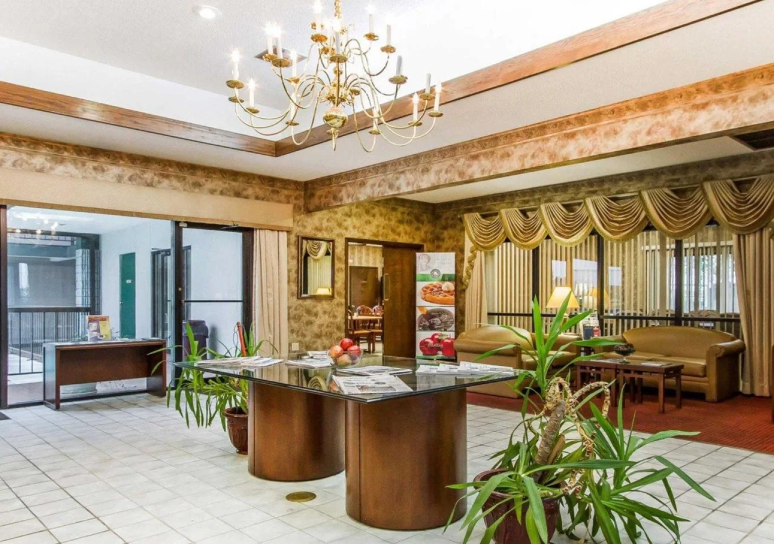 Executive Inn & Suites