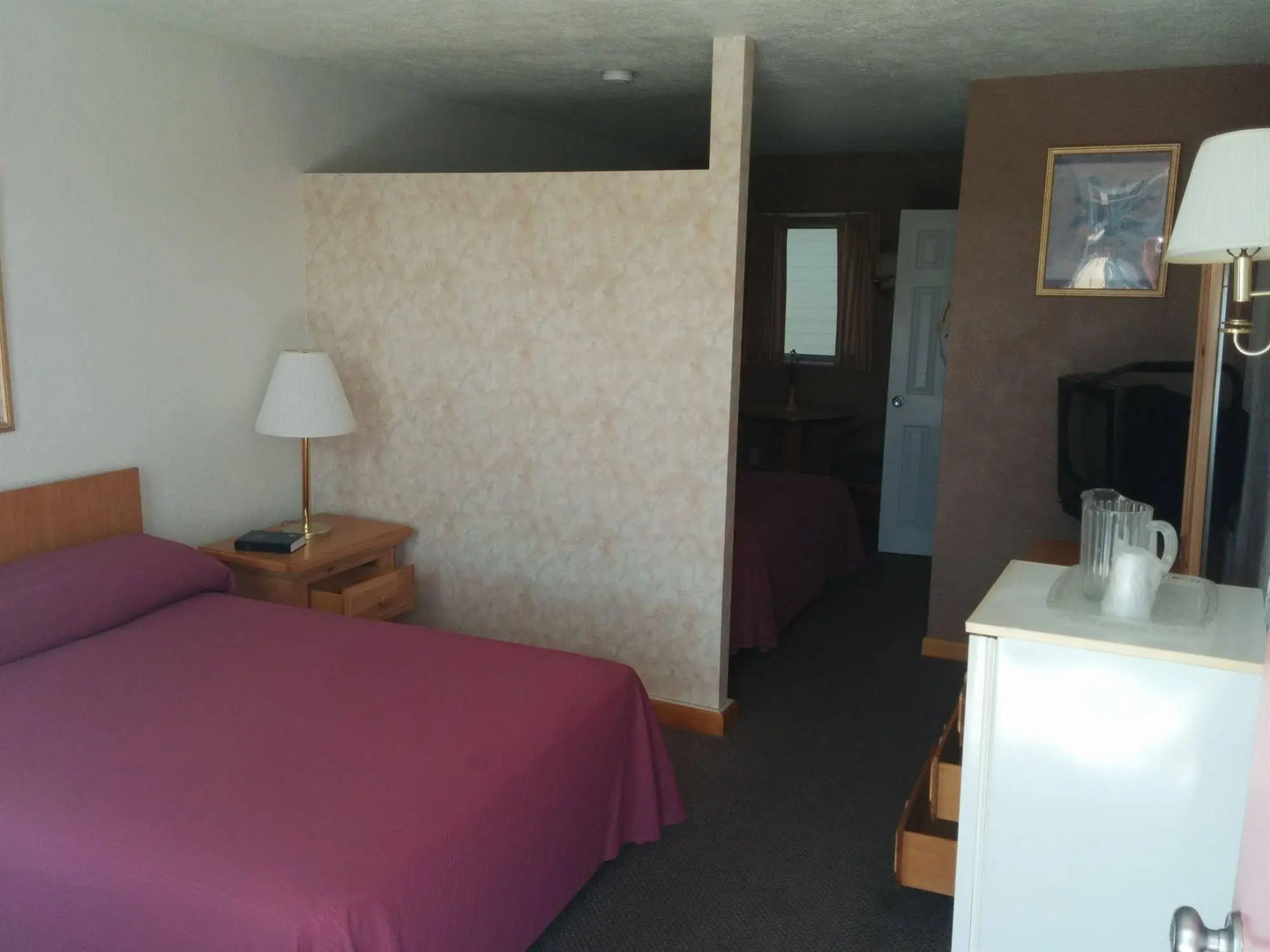 Pink Champagne Motel