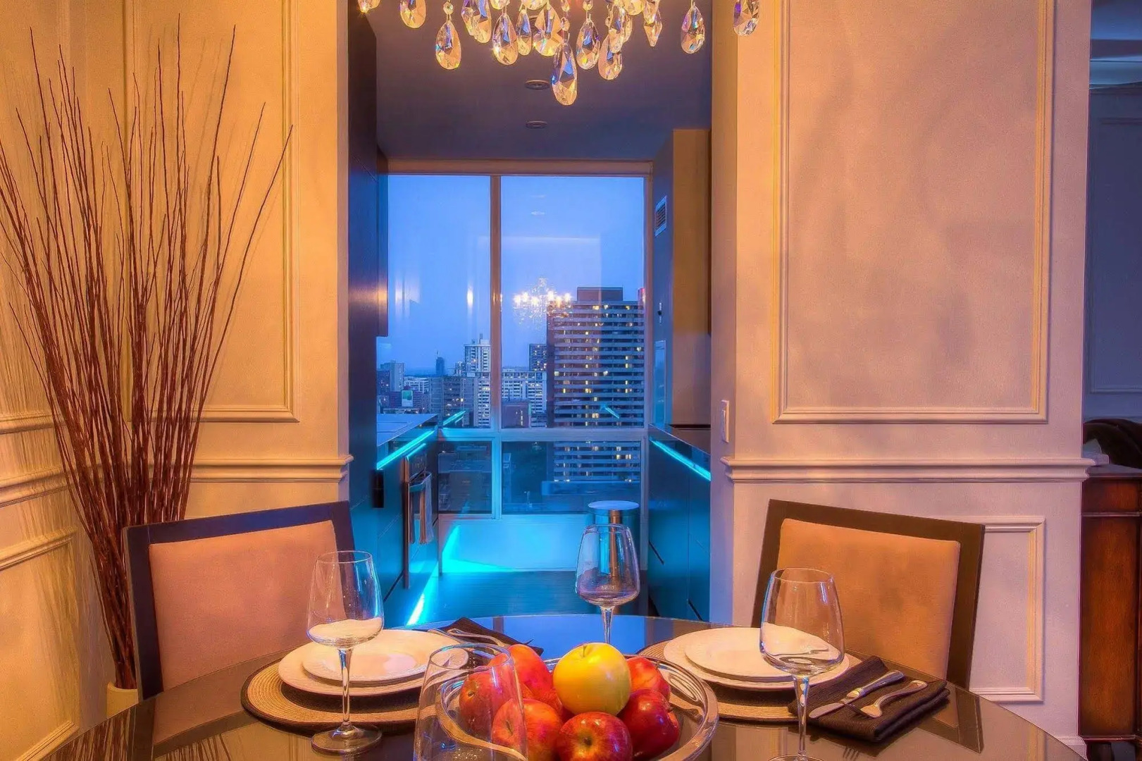 Sky Suites Yorkville