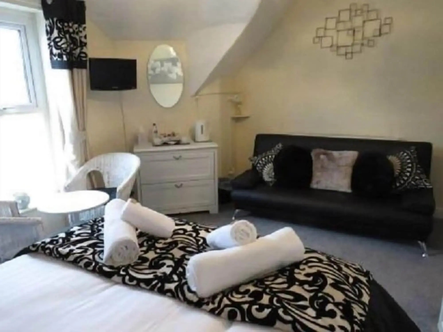 Carlton Lodge - Guest house