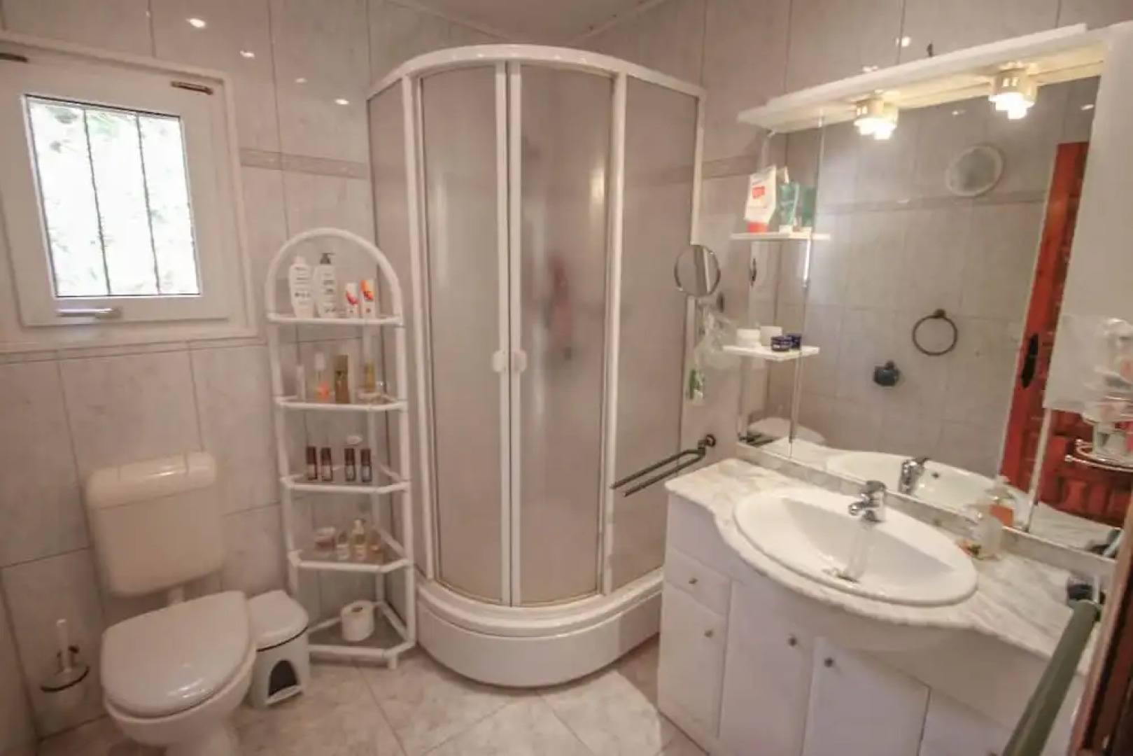 Sola - pretty holiday property with garden and private pool in Benissa