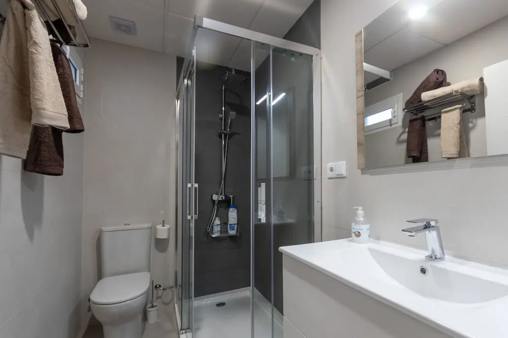 Catedral Apartments Free Parking